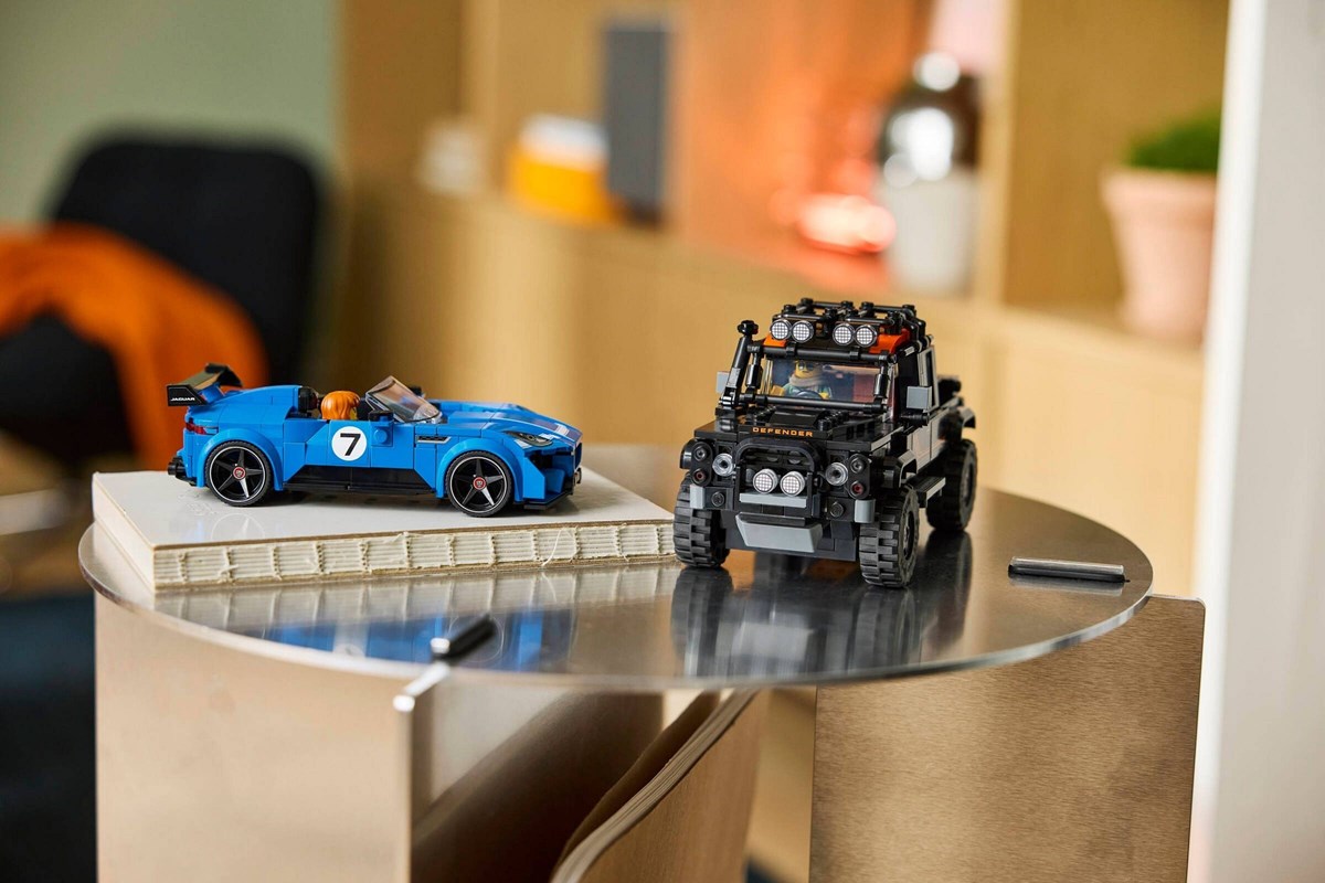 77264 Speed Jaguar Project 7 i Land Rover Defender