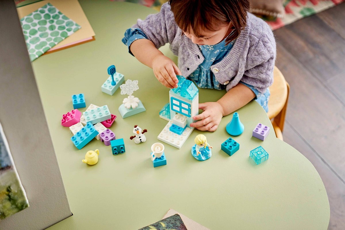 10462 DUPLO Kreatywne pudełko z Elzą i Olafem