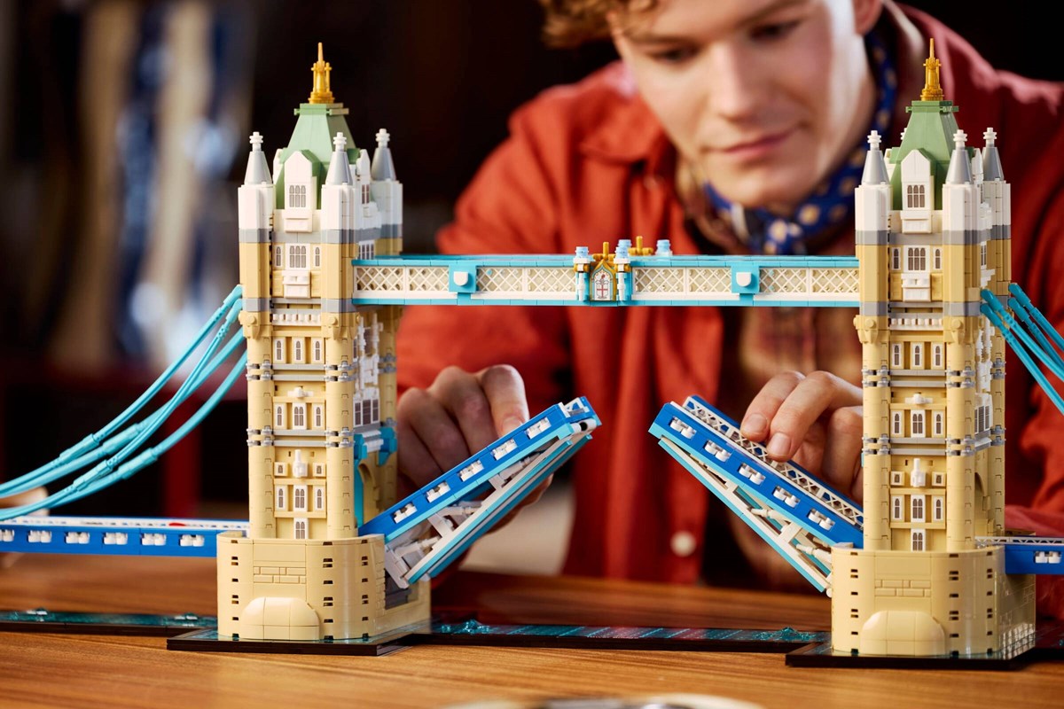 21067 Architecture Tower Bridge