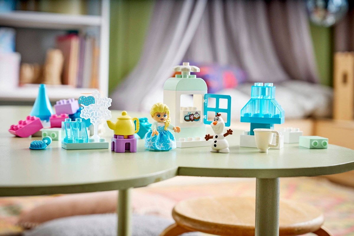 10462 DUPLO Kreatywne pudełko z Elzą i Olafem